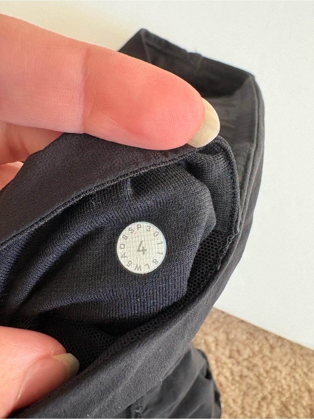 Lululemon Sun Setter Jogger Black Lightweight Size 4 - Picture 5 of 9